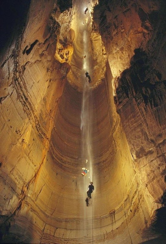 Krubera Cave – alebo tiež jaskyňa Voronya